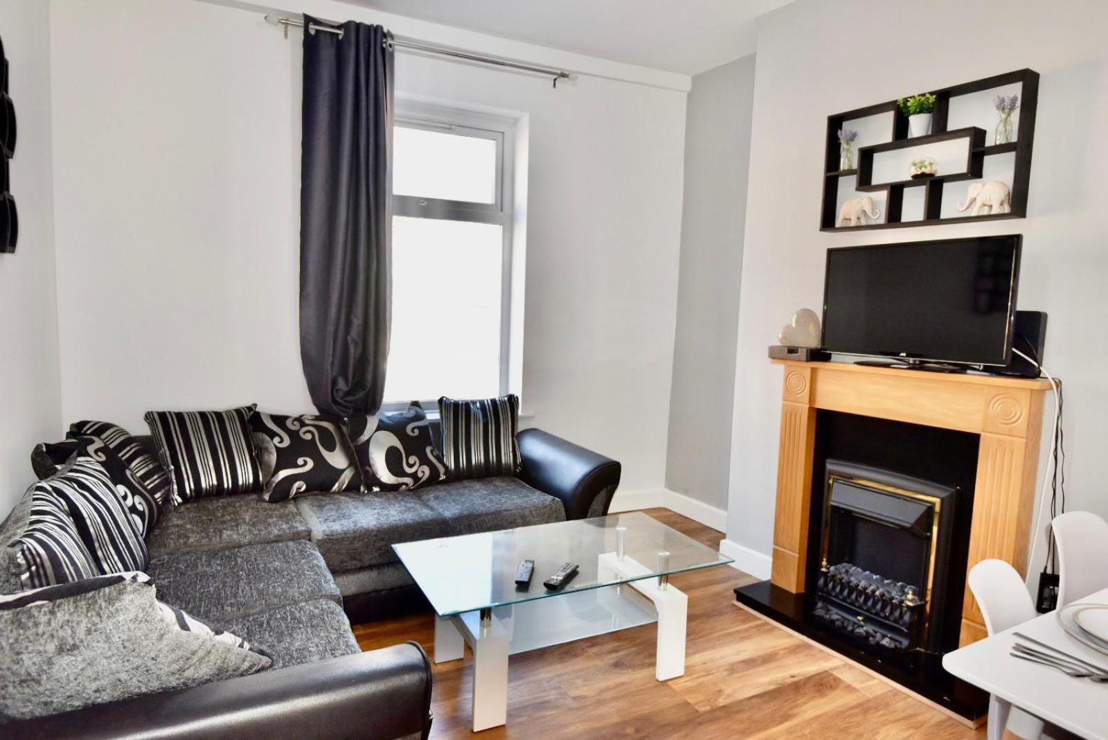 Come On In Lucas Street Newport Train Station Sleep Upto 8 빌라 외부 사진